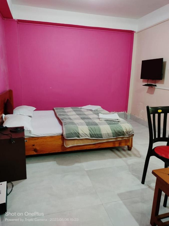 Hotel Diliphu Bomdila Экстерьер фото